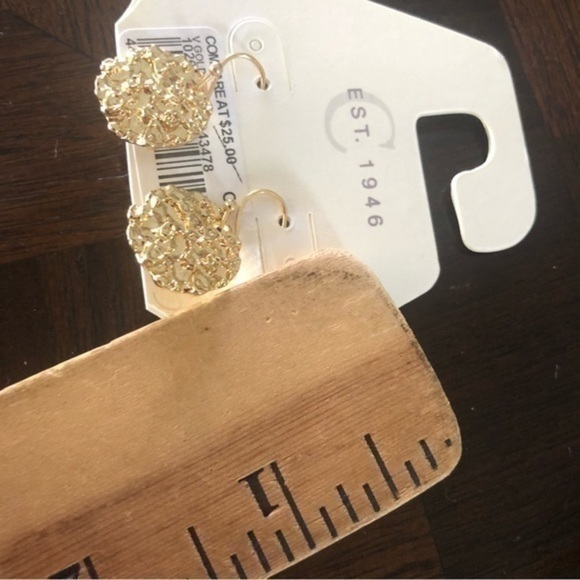 New C Est 1946 Earrings - Picture 3 of 3